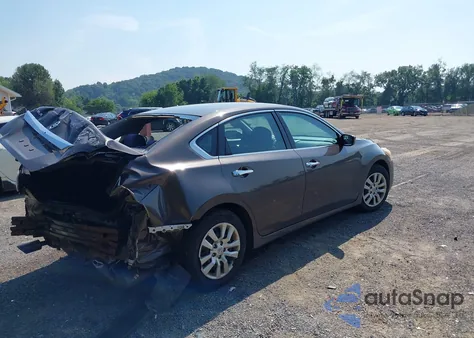 2015 Nissan Altima 2.5/2.5 S/2.5 Sl/2.5 Sv из США, поврежденный, VIN 1N4AL3AP3FC297013